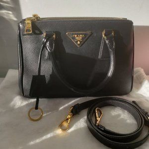 PRADA Galleria Double Zip Tote Small Saffiano Black Bag